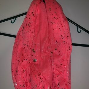 Coral scarf